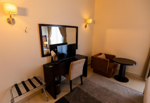 Imperial Suites Hotel image 36